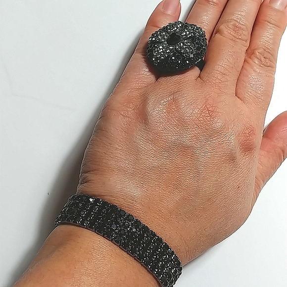 Black rhinestone bracelet + ring NWT - Picture 3 of 4
